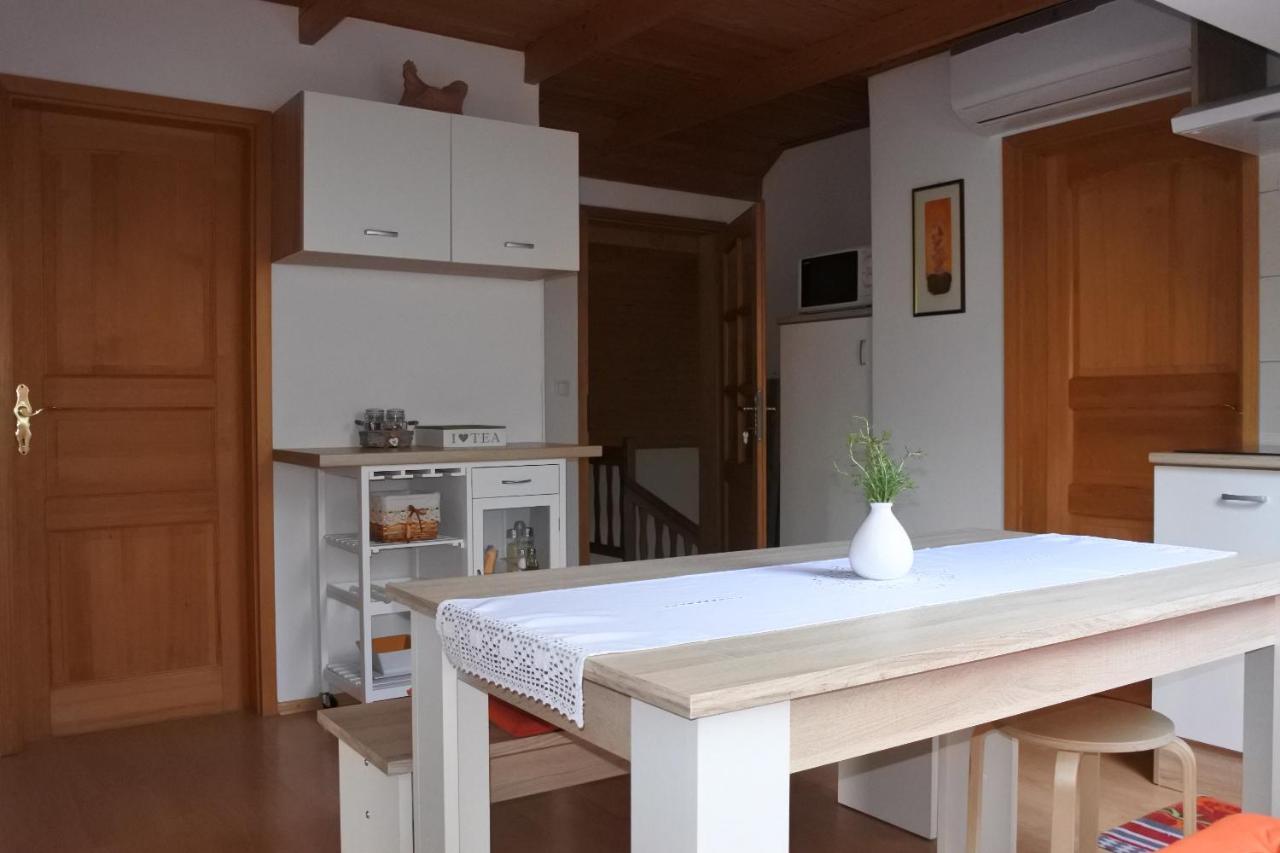 Apartma Vrh Лешче Экстерьер фото
