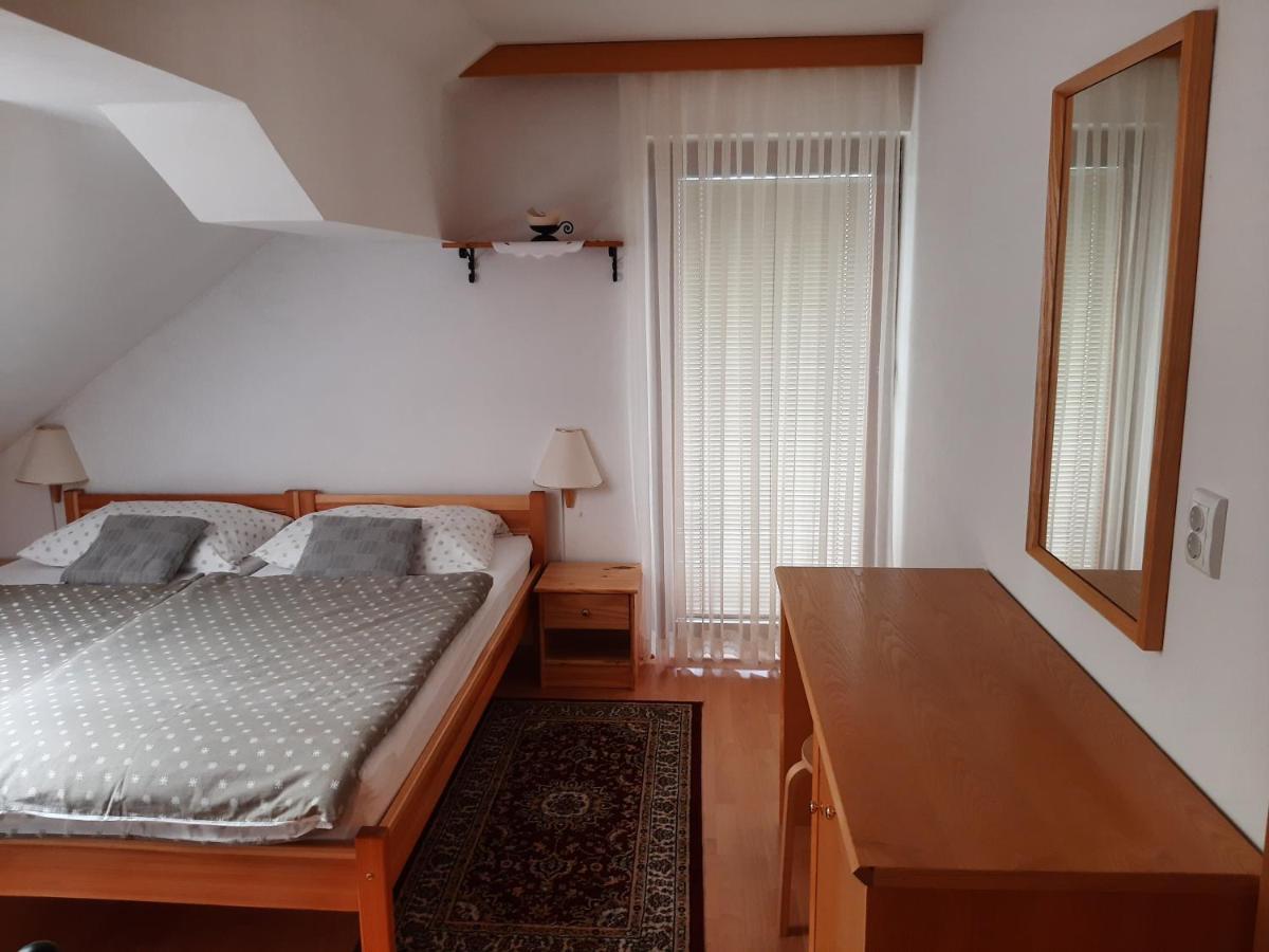Apartma Vrh Лешче Экстерьер фото